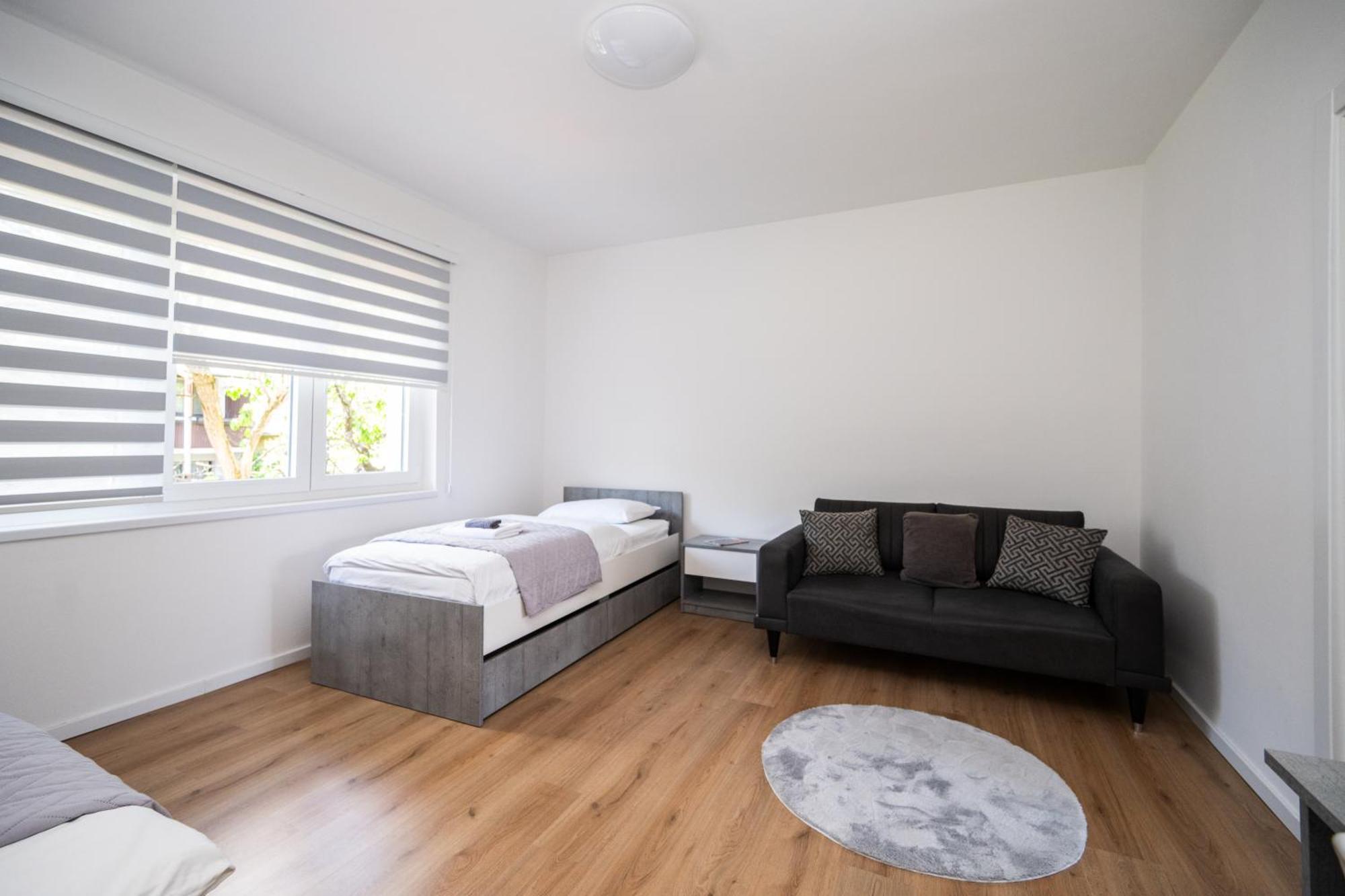Bright 2Bdr Apartment With Balcony - Free Parking Сараево Экстерьер фото