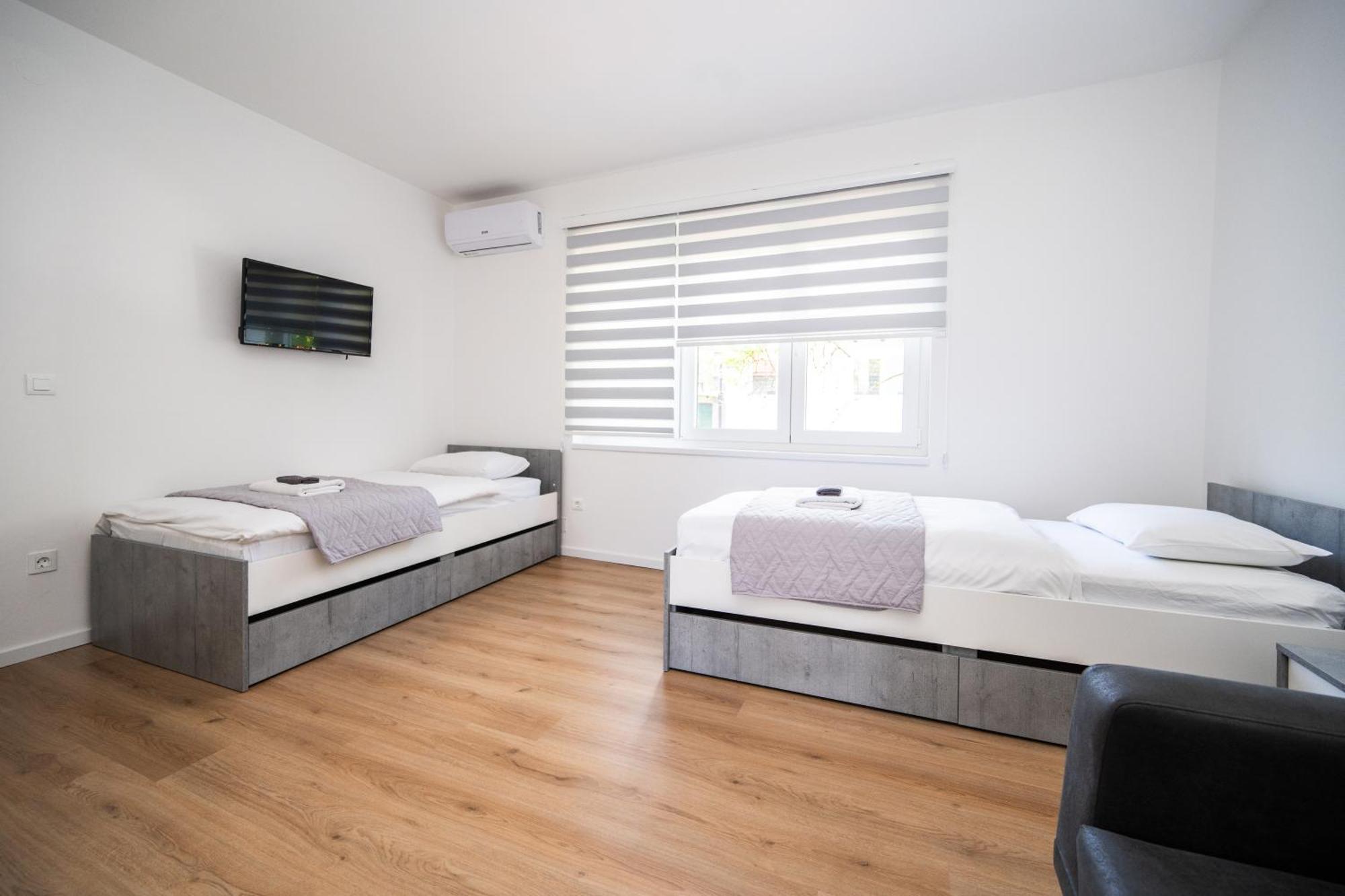 Bright 2Bdr Apartment With Balcony - Free Parking Сараево Экстерьер фото