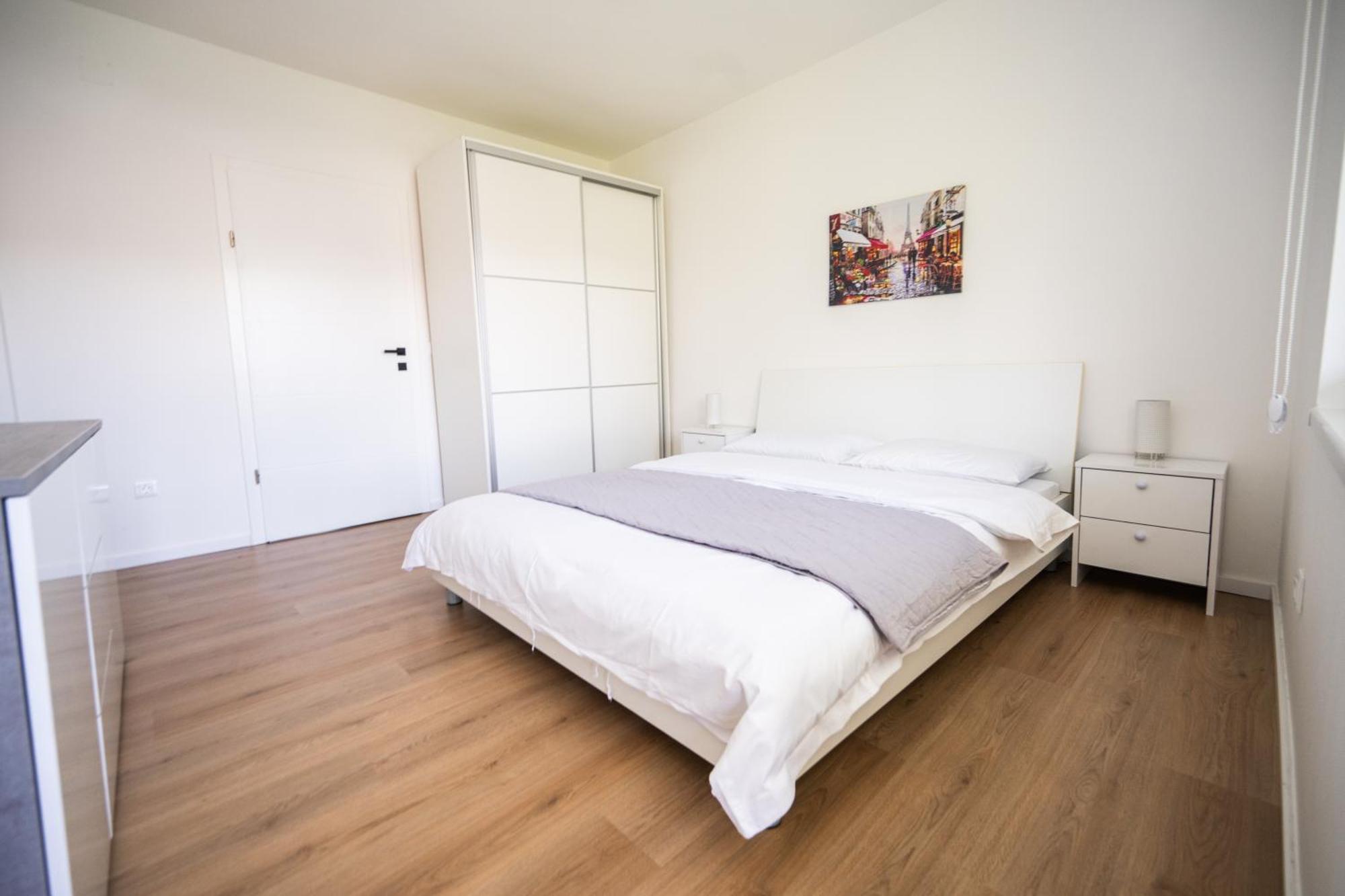 Bright 2Bdr Apartment With Balcony - Free Parking Сараево Экстерьер фото